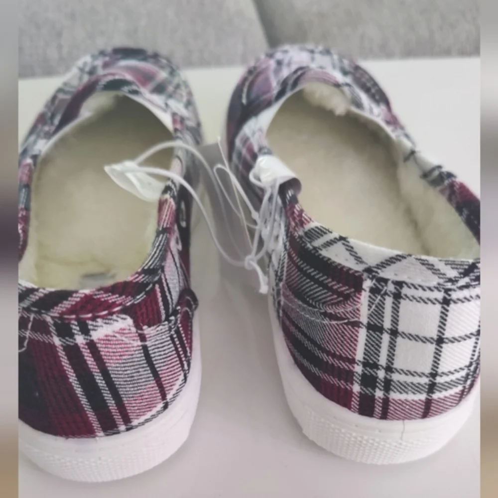 Gigil Girls Plaid Slip On Sneakers Faux Fur Lined I Have‎ 3 SIZE (1) And One 13